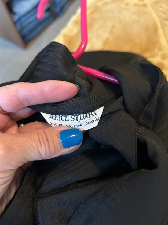 Women’s Black Pintuck Tie-Neck Button-Down Blouse - Picture 2 of 2